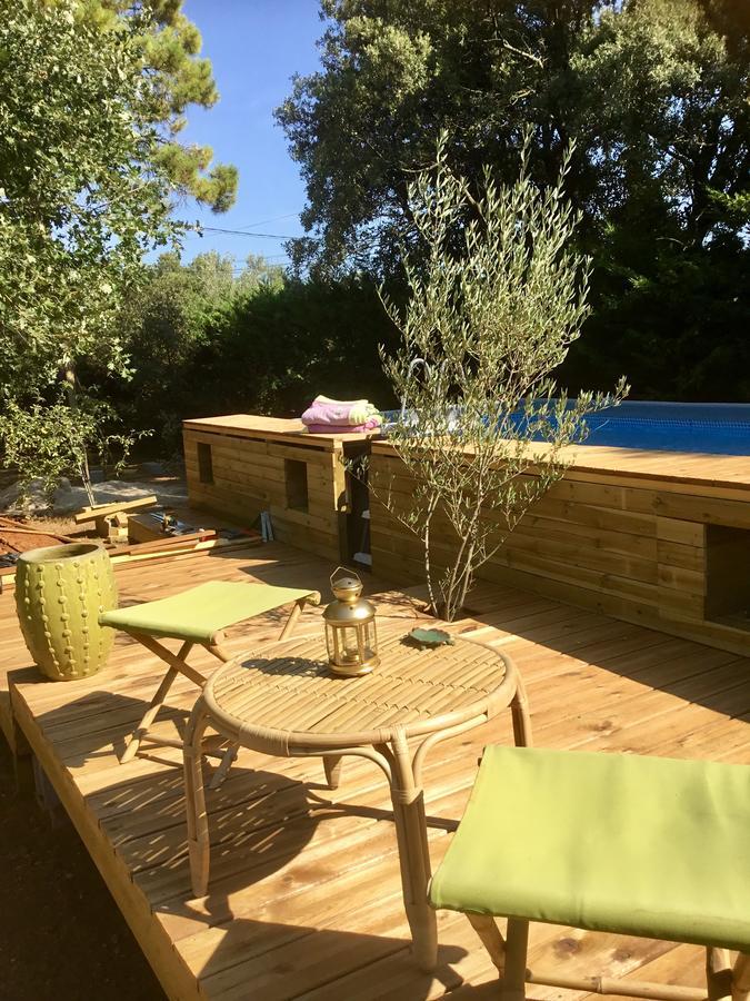 Longo Mai Bed and Breakfast Sillans-la Cascade Εξωτερικό φωτογραφία