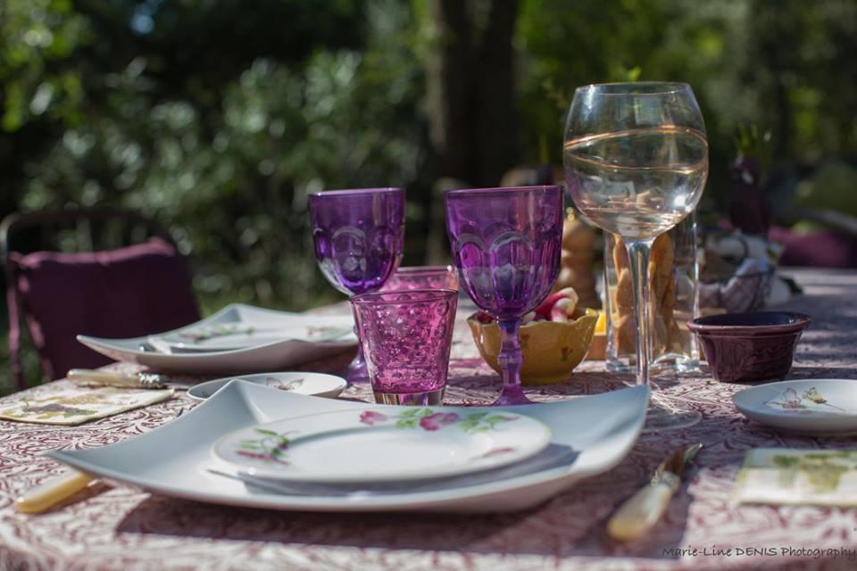 Longo Mai Bed and Breakfast Sillans-la Cascade Εξωτερικό φωτογραφία